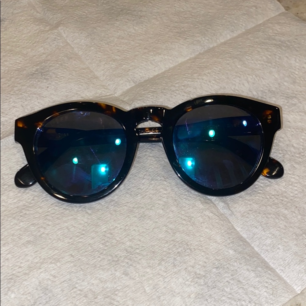 Diff Sunglasses - image 1